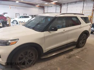2024 Ford Explorer XLT с VIN 1FMSK8DH3RGA55012, выставлен на аукционе IAAI как лот 42318490 с пробегом 3 248 миль миль и . История ставок и продаж доступна на DreamBid. Изображение 15.