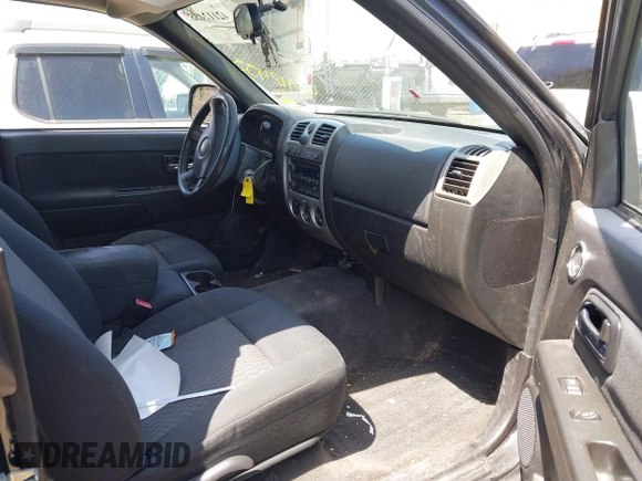 2009 Chevrolet Colorado Work Truck with VIN 1GCDT199498138526, listed as a IAAI auction lot 42112455 with 211,039 mi miles. Bid and sale history available at carsss.com. Image 5.