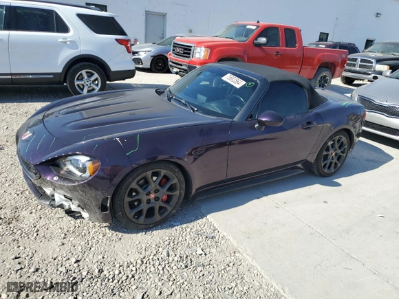 2017 FIAT 124 Spider Elaborazione Abarth with VIN JC1NFAEK2H0120055, listed as a Copart auction lot 75683564 with 71,969 mi miles and Salvage Title. Bid and sale history available at carsss.com. Image 1.