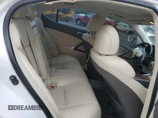 2010 Lexus IS 250 z VIN JTHBF5C23A5126132, wystawiony jako Copart lot #56963205 z przebiegiem 117 285 mil mil oraz Szkoda całkowita • Salvage title. Historia ofert i sprzedaży dostępna na DreamBid. Obrazek 10.
