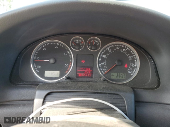 2005 Volkswagen Passat GLS z VIN WVWCE63B95E042241, wystawiony jako Copart lot #60874005 z przebiegiem 197 761 mil mil oraz Szkoda całkowita • Salvage title. Historia ofert i sprzedaży dostępna na DreamBid. Obrazek 9.