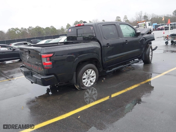 2024 Nissan Frontier PRO-4X with VIN 1N6ED1EK5RN605994, listed as a IAAI auction lot 41407276 with 34,335 mi miles. Bid and sale history available at carsss.com. Image 4.