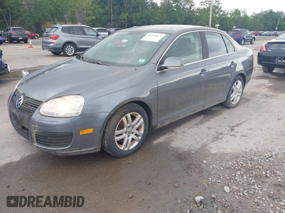 2007 Volkswagen Jetta 2.5 with VIN 3VWRF71K17M119579, listed as a IAAI auction lot 42526813 with 120,702 mi miles and . Bid and sale history available at DreamBid. Image 2.