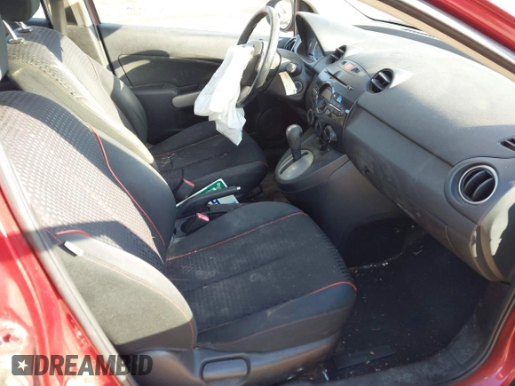 2014 Mazda 2 Touring z VIN JM1DE1LYXE0174756, wystawiony jako IAAI lot #41192740 z przebiegiem 149 948 mil mil oraz . Historia ofert i sprzedaży dostępna na DreamBid. Obrazek 5.