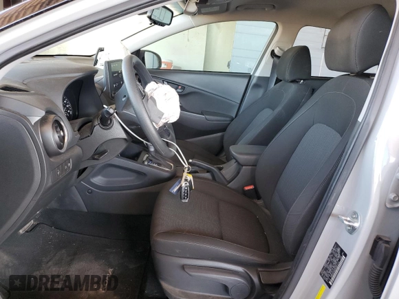2022 Hyundai Kona SEL with VIN KM8K62AB0NU881216, listed as a Copart auction lot 54007965 with 57,575 mi miles and Salvage Title. Bid and sale history available at carsss.com. Image 7.