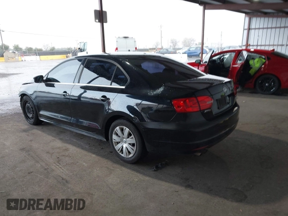 2013 Volkswagen Jetta Sedan SE with VIN 3VWDP7AJ2DM440234, listed as a IAAI auction lot 41939972 with 173,371 mi miles. Bid and sale history available at carsss.com. Image 3.