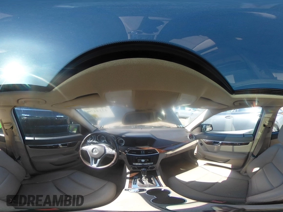 2013 Mercedes-Benz C 300 Sport z VIN WDDGF8AB2DR287909, wystawiony jako IAAI lot #42144796 z przebiegiem 171 534 mil mil oraz . Historia ofert i sprzedaży dostępna na DreamBid. Obrazek 19.