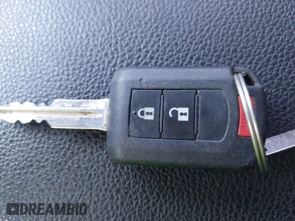 2018 Mitsubishi Outlander ES z VIN JA4AD2A33JZ069124, wystawiony jako IAAI lot #42299519 z przebiegiem 200 805 mil mil oraz . Historia ofert i sprzedaży dostępna na DreamBid. Obrazek 11.