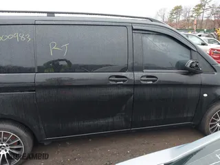 2019 Mercedes-Benz Metris Passenger Van with VIN WD4PG2EE1K3519009, listed as a IAAI auction lot 41437625 with 999,999 mi miles. Bid and sale history available at carsss.com. Image 12.