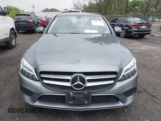 2019 Mercedes-Benz C 300 z VIN 55SWF8EB5KU300556, wystawiony jako IAAI lot #42367723 z przebiegiem 68 335 mil mil oraz . Historia ofert i sprzedaży dostępna na DreamBid. Obrazek 12.
