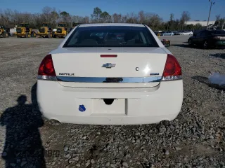 2008 Chevrolet Impala Police Police with VIN 2G1WS553289282284, listed as a Copart auction lot 46048085 with 211,868 mi miles and Salvage Title. Bid and sale history available at carsss.com. Image 6.