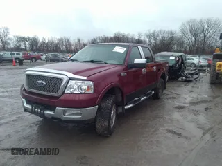 2005 Ford F-150 XLT with VIN 1FTPW14565KE49963, listed as a IAAI auction lot 41709433 with 202,322 mi miles. Bid and sale history available at carsss.com. Image 17.