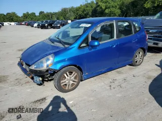 2008 Honda Fit Sport with VIN JHMGD386X8S004858, listed as a Copart auction lot 68513094 with 165,059 mi miles and Salvage Title. Bid and sale history available at carsss.com. Image 1.