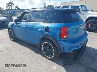 2016 MINI Countryman S with VIN WMWZC3C58GWT10084, listed as a IAAI auction lot 42895633 with 120,694 mi miles and . Bid and sale history available at DreamBid. Image 3.