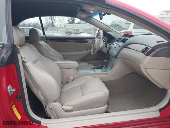 2005 Toyota Camry Solara SE with VIN 4T1FA38P45U039955, listed as a IAAI auction lot 41524471 with 186,852 mi miles. Bid and sale history available at carsss.com. Image 5.