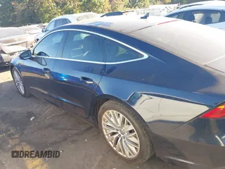 2019 Audi A7 z VIN WAUP2AF23KN033262, wystawiony jako IAAI lot #40678864 z przebiegiem 97 925 mil mil oraz . Historia ofert i sprzedaży dostępna na DreamBid. Obrazek 14.