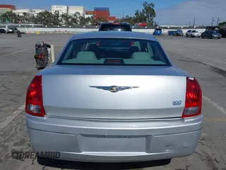 2007 Chrysler 300 Touring with VIN 2C3KA53G57H737815, listed as a IAAI auction lot 42126668 with 46,750 mi miles and . Bid and sale history available at DreamBid. Image 16.