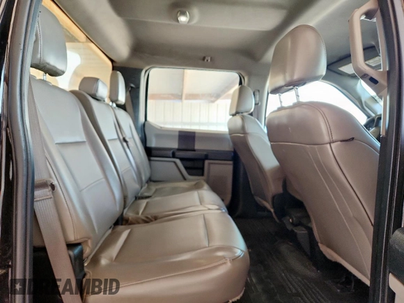 2018 Ford F-350 XL with VIN 1FT8W3BT5JED00101, listed as a Copart auction lot 58048685 with 392,049 mi miles and Clean title. Bid and sale history available at DreamBid. Image 10.