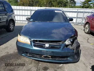 1998 Honda Accord EX z VIN 1HGCG667XWA027839, wystawiony jako Copart lot #59464905 z przebiegiem Nie podano mil oraz Nie do naprawy • Non repairable. Historia ofert i sprzedaży dostępna na DreamBid. Obrazek 5.