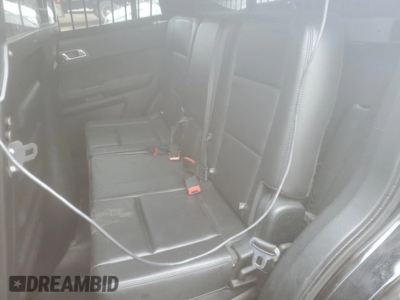 2018 Ford Police Interceptor Utility с VIN 1FM5K8AR6JGA92022, выставлен на аукционе Copart как лот 52027925 с пробегом 63 493 миль миль и Списание • Salvage title. История ставок и продаж доступна на DreamBid. Изображение 10.