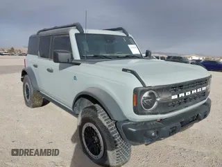 2022 Ford Bronco с VIN 1FMEE5DP8NLB10601, выставлен на аукционе IAAI как лот 37525258 с пробегом Не указан миль и . История ставок и продаж доступна на DreamBid. Изображение 6.