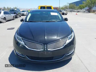2015 Lincoln MKZ Hybrid z VIN 3LN6L2LU2FR614175, wystawiony jako IAAI lot #42381184 z przebiegiem 221 943 mil mil oraz . Historia ofert i sprzedaży dostępna na DreamBid. Obrazek 12.
