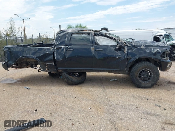 2016 Ram 2500 Laramie with VIN 3C6UR5NL3GG291291, listed as a IAAI auction lot 39961162 with Not provided miles and . Bid and sale history available at DreamBid. Image 14.