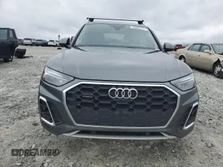 2023 Audi Q5 S line Premium Plus z VIN WA1EAAFY2P2140467, wystawiony jako Copart lot #50005315 z przebiegiem 29 727 mil mil oraz Szkoda całkowita • Salvage title. Historia ofert i sprzedaży dostępna na DreamBid. Obrazek 5.