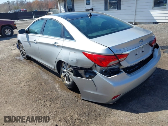 2014 Hyundai Sonata SE with VIN 5NPEC4AC2EH854480, listed as a IAAI auction lot 41784435 with 119,576 mi miles and . Bid and sale history available at DreamBid. Image 3.