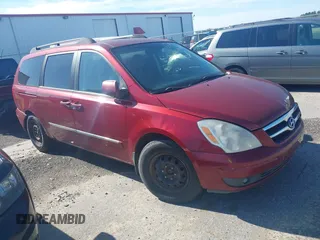 2008 Hyundai Entourage GLS z VIN KNDMC233586047592, wystawiony jako IAAI lot #42541386 z przebiegiem 305 770 mil mil oraz . Historia ofert i sprzedaży dostępna na DreamBid. Obrazek 1.