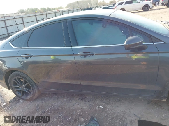 2018 Ford Fusion SE with VIN 3FA6P0HD0JR158536, listed as a IAAI auction lot 41695179 with 114,815 mi miles. Bid and sale history available at carsss.com. Image 13.