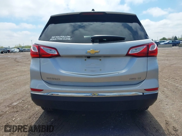 2018 Chevrolet Equinox LT with VIN 2GNAXSEV7J6278734, listed as a IAAI auction lot 42188943 with 321,936 mi miles. Bid and sale history available at carsss.com. Image 16.