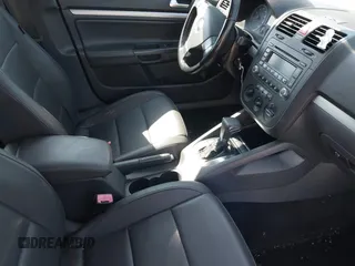 2009 Volkswagen Jetta SE with VIN 3VWRM71K89M176368, listed as a IAAI auction lot 42600256 with 134,065 mi miles and . Bid and sale history available at DreamBid. Image 5.
