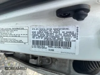 2003 Toyota Camry LE with VIN 4T1BE32K43U207204, listed as a Copart auction lot 57167845 with 189,656 mi miles and Clean Title. Bid and sale history available at DreamBid. Image 10.