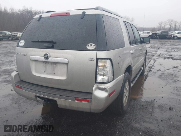2006 Mercury Mountaineer Luxury with VIN 4M2EU47E56ZJ02816, listed as a IAAI auction lot 41863587 with 163,435 mi miles. Bid and sale history available at carsss.com. Image 17.