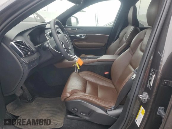 2023 Volvo XC90 Ultimate Bright Theme with VIN YV4H60CA1P1946339, listed as a Copart auction lot 62216265 with 28,977 mi miles and Salvage title. Bid and sale history available at DreamBid. Image 7.