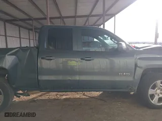 2014 Chevrolet Silverado 1500 LT with VIN 1GCRCREC4EZ296598, listed as a IAAI auction lot 41425582 with 140,620 mi miles. Bid and sale history available at carsss.com. Image 13.