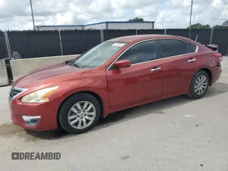 2015 Nissan Altima SV z VIN 1N4AL3AP5FC192845, wystawiony jako Copart lot #61379405 z przebiegiem 134 856 mil mil oraz Szkoda całkowita • Salvage title. Historia ofert i sprzedaży dostępna na DreamBid. Obrazek 1.