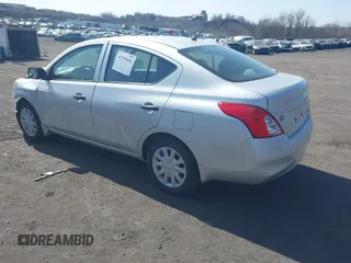 2014 Nissan Versa SV with VIN 3N1CN7AP6EL845046, listed as a IAAI auction lot 41799496 with 101,473 mi miles and . Bid and sale history available at carsss.com. Image 3.
