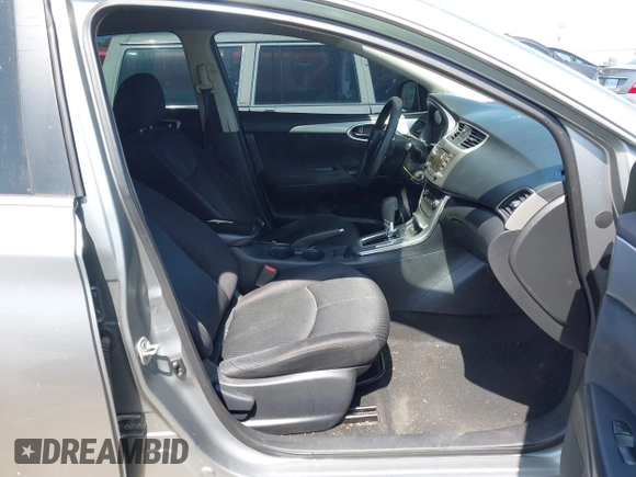 2013 Nissan Sentra SR z VIN 3N1AB7AP7DL617653, wystawiony jako IAAI lot #42520941 z przebiegiem 182 099 mil mil oraz . Historia ofert i sprzedaży dostępna na DreamBid. Obrazek 5.
