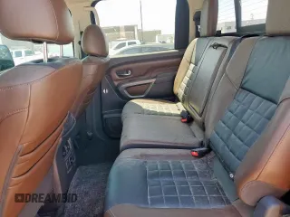2017 Nissan Titan Pro-4X z VIN 1N6BA1F42HN575024, wystawiony jako Copart lot #52025835 z przebiegiem 23 422 mil mil oraz Czysty tytuł • Clean title. Historia ofert i sprzedaży dostępna na DreamBid. Obrazek 10.