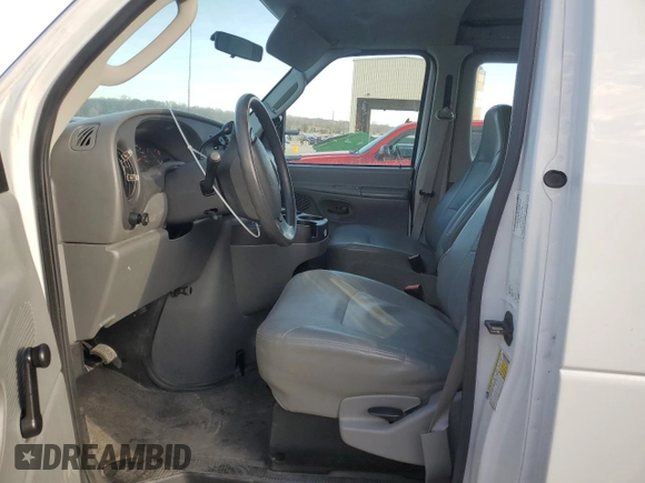 2008 Ford Econoline Cargo Commercial with VIN 1FTNS24L68DB18056, listed as a Copart auction lot 49248325 with 45,681 mi miles and Salvage Title. Bid and sale history available at DreamBid. Image 7.
