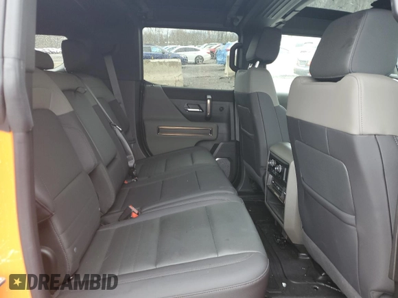 2024 GMC Hummer EV 3X z VIN 1GKB0RDCXRU113305, wystawiony jako Copart lot #52011735 z przebiegiem 5 142 mil mil oraz Szkoda całkowita • Salvage title. Historia ofert i sprzedaży dostępna na DreamBid. Obrazek 11.