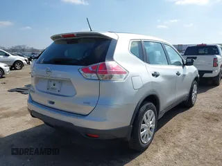 2016 Nissan Rogue SV with VIN KNMAT2MV6GP606255, listed as a IAAI auction lot 41523381 with Not Provided miles and . Bid and sale history available at carsss.com. Image 4.
