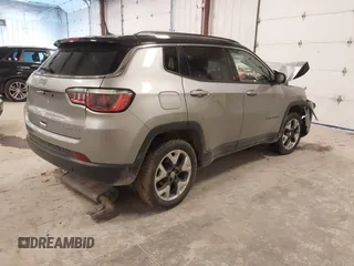 2019 Jeep Compass Limited with VIN 3C4NJDCB0KT656468, listed as a IAAI auction lot 42221300 with 105,115 mi miles and . Bid and sale history available at DreamBid. Image 4.