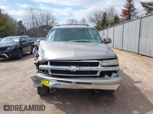 2002 Chevrolet Suburban LS with VIN 1GNFK16Z42J120730, listed as a IAAI auction lot 42021233 with 175,127 mi miles. Bid and sale history available at carsss.com. Image 13.