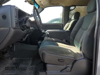 2004 Chevrolet Avalanche z VIN 3GNEC12TX4G127888, wystawiony jako Copart lot #50633515 z przebiegiem 221 209 mil mil oraz Szkoda całkowita • Salvage title. Historia ofert i sprzedaży dostępna na DreamBid. Obrazek 7.