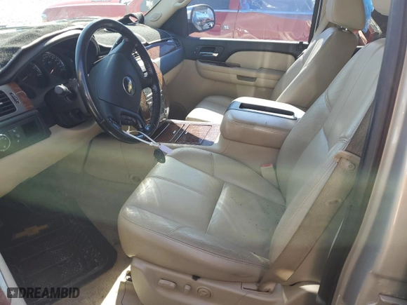 2008 Chevrolet Avalanche LTZ with VIN 3GNEC12098G146430, listed as a Copart auction lot 46475975 with 130,805 mi miles and Salvage Title. Bid and sale history available at carsss.com. Image 7.