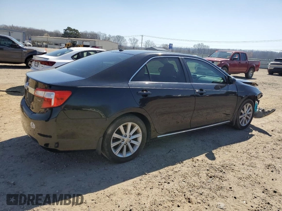 2014 Toyota Camry L with VIN 4T4BF1FKXER395022, listed as a Copart auction lot 48409595 with 131,585 mi miles and Salvage Title. Bid and sale history available at carsss.com. Image 3.