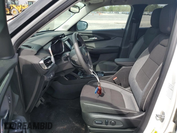 2023 Chevrolet TrailBlazer LT with VIN KL79MPSL1PB117853, listed as a Copart auction lot 51922405 with 43,253 mi miles and Salvage Title. Bid and sale history available at DreamBid. Image 7.